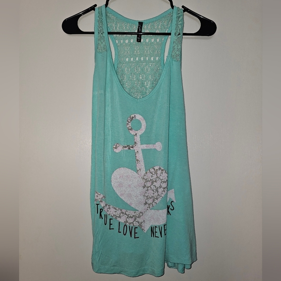 Women's Plus Size Tank Top - Picture 1 of 4